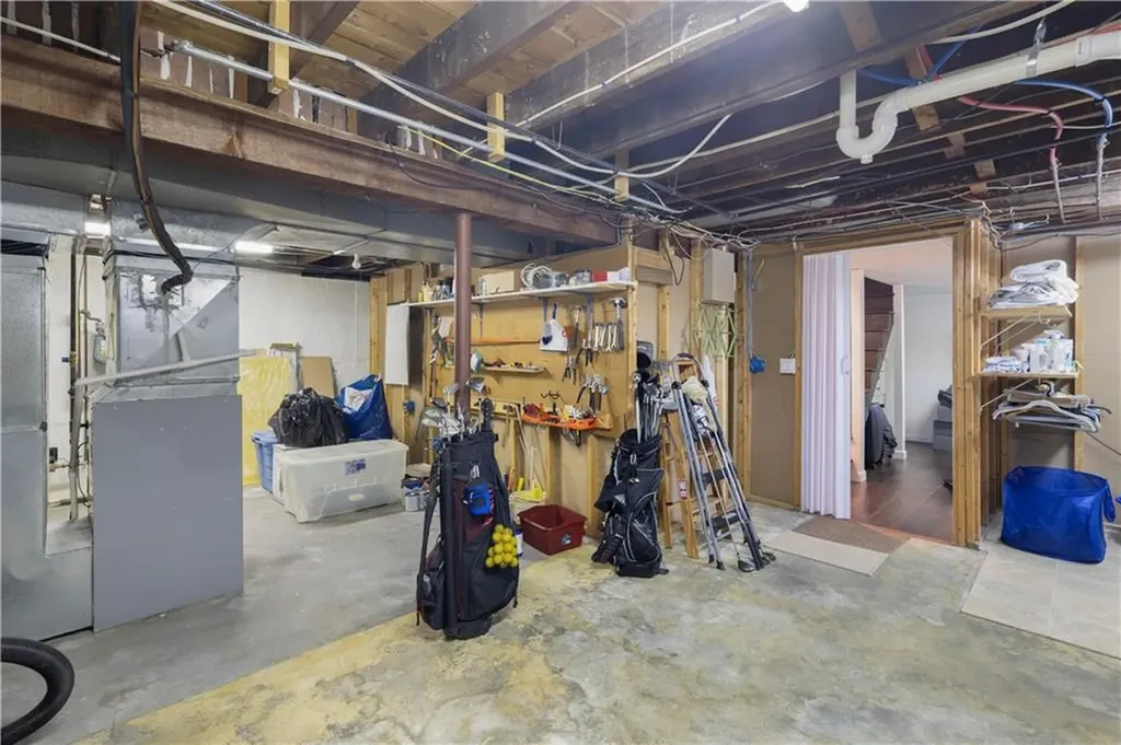 29 Juniper Drive Cranston RI 02920