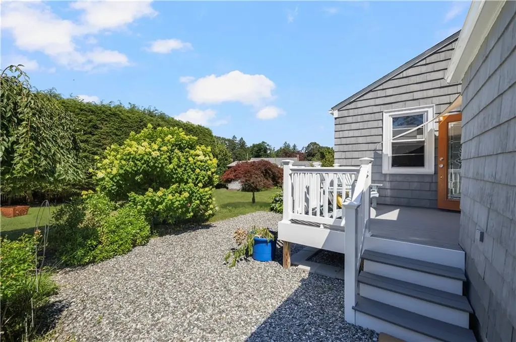 29 Juniper Drive Cranston RI 02920