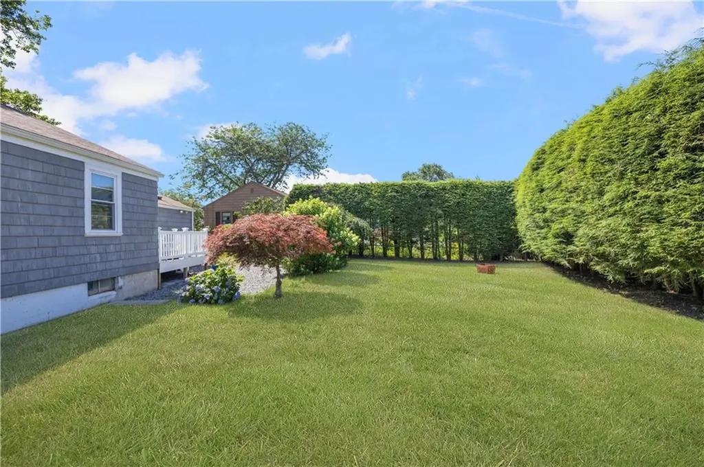 29 Juniper Drive Cranston RI 02920
