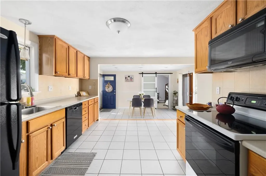 29 Juniper Drive Cranston RI 02920