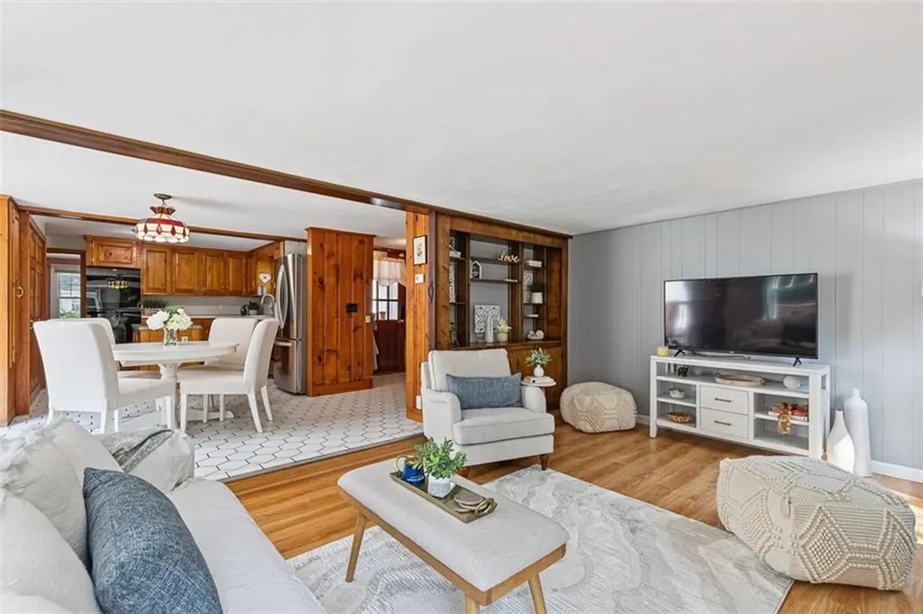 3 Indigo Road Barrington RI 02806