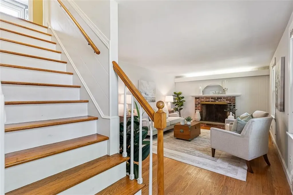 3 Indigo Road Barrington RI 02806