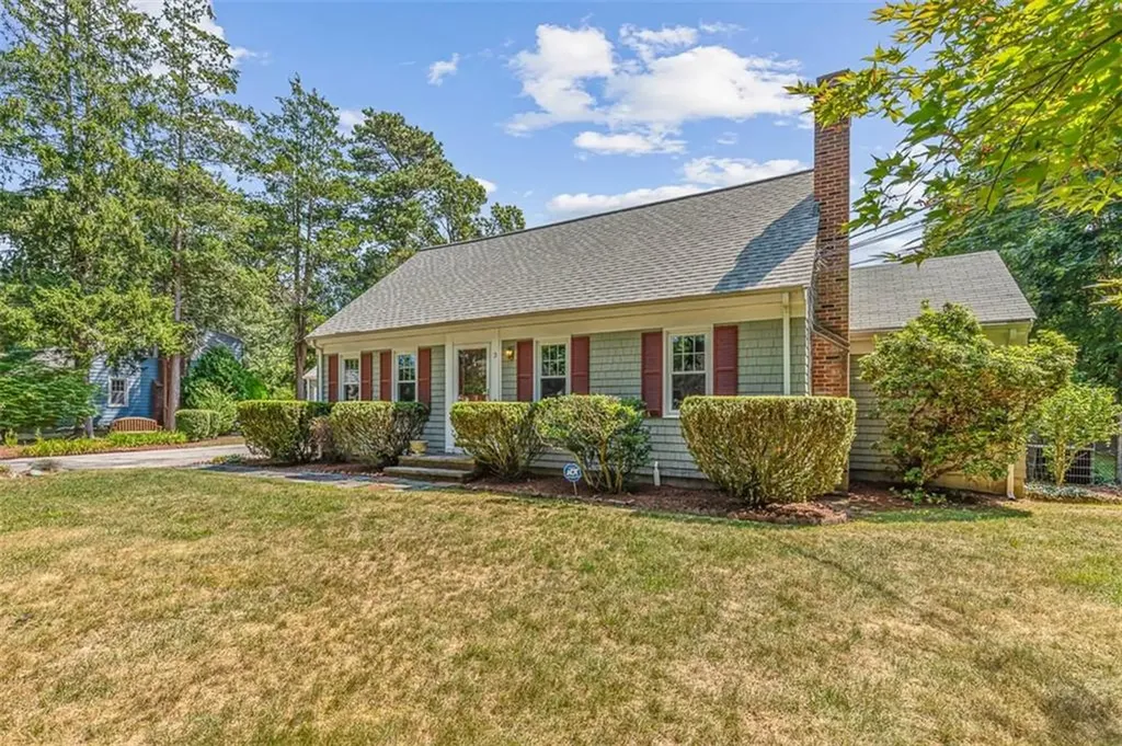 3 Indigo Road Barrington RI 02806