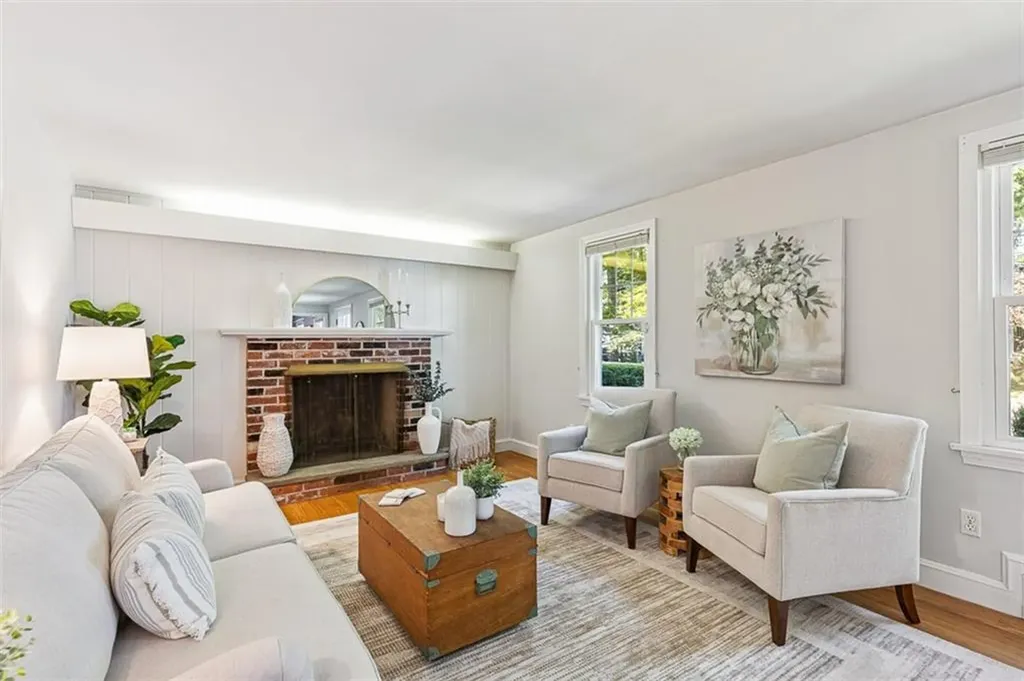 3 Indigo Road Barrington RI 02806