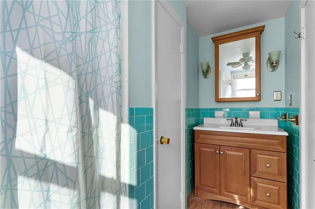 61 Pine Street Woonsocket RI 02895