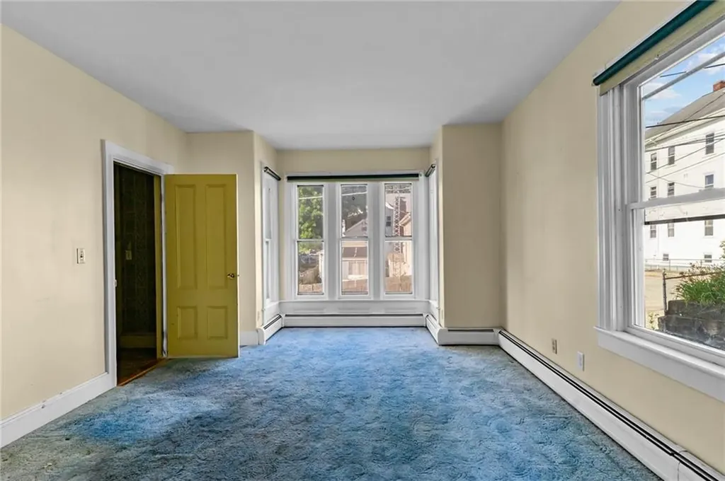 61 Pine Street Woonsocket RI 02895