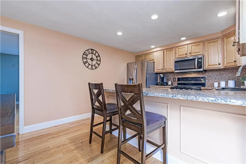 85 Stillwater Drive Warwick RI 02889