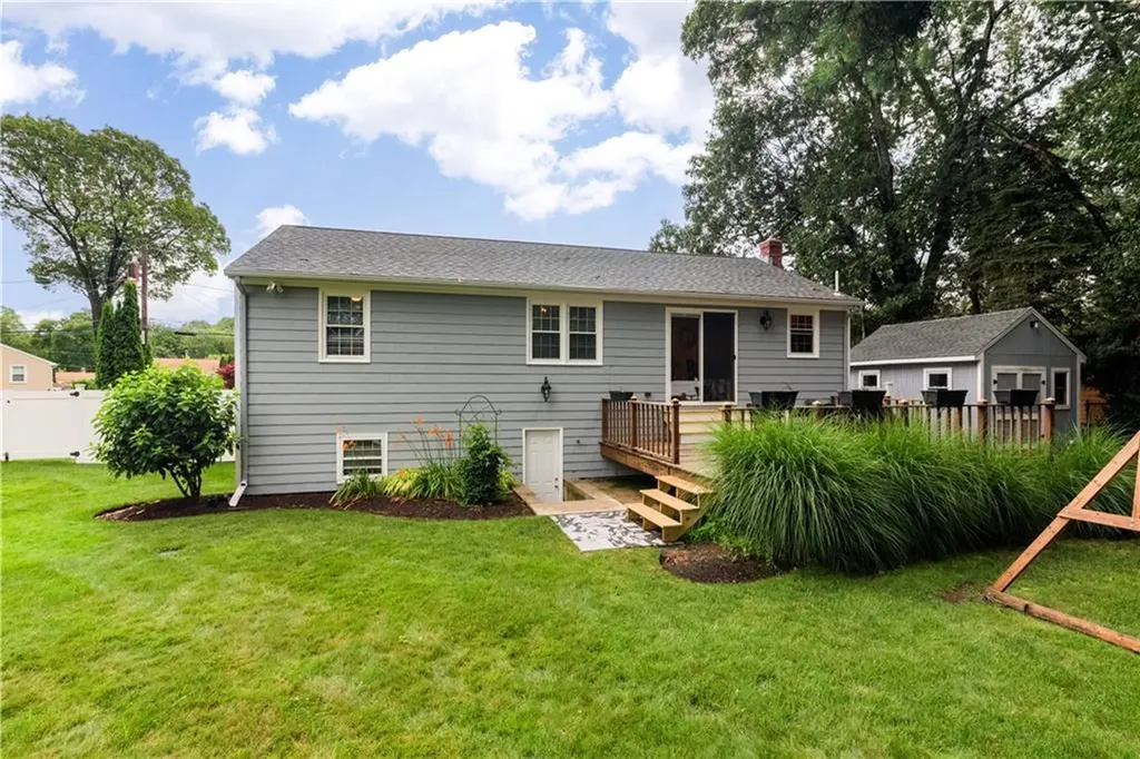85 Stillwater Drive Warwick RI 02889