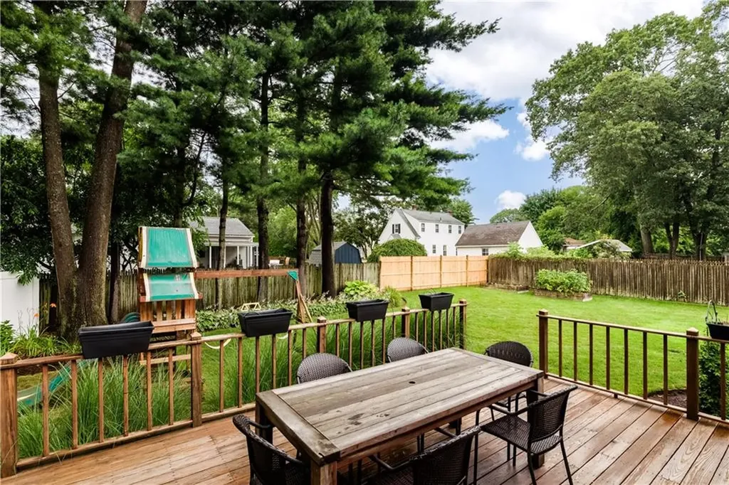 85 Stillwater Drive Warwick RI 02889