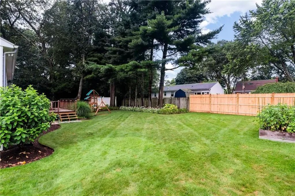 85 Stillwater Drive Warwick RI 02889