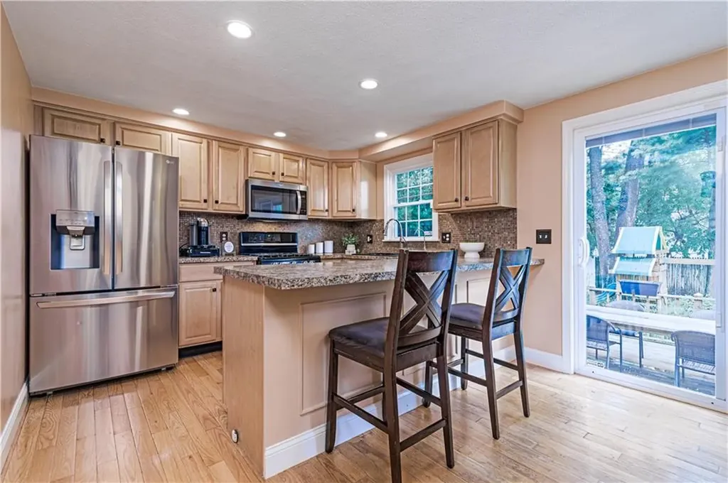 85 Stillwater Drive Warwick RI 02889