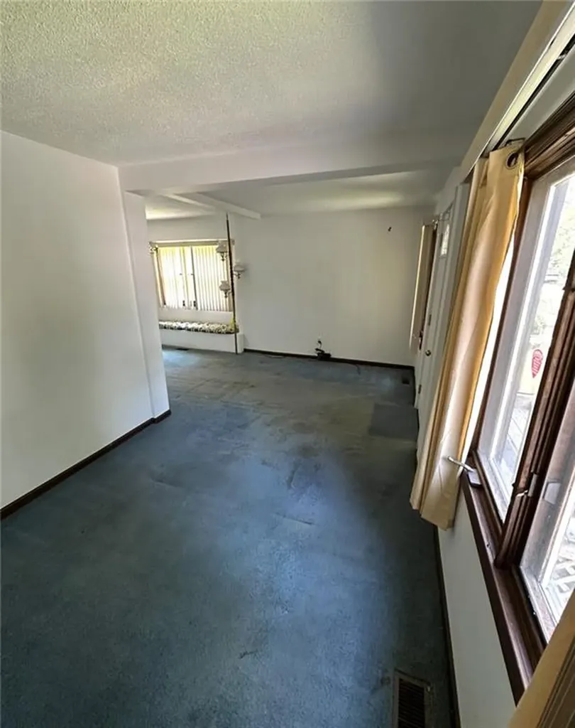 42 Leigh Street Warwick RI 02889