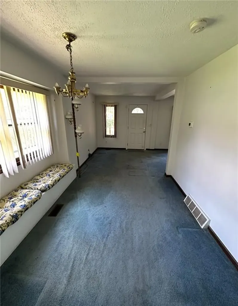 42 Leigh Street Warwick RI 02889