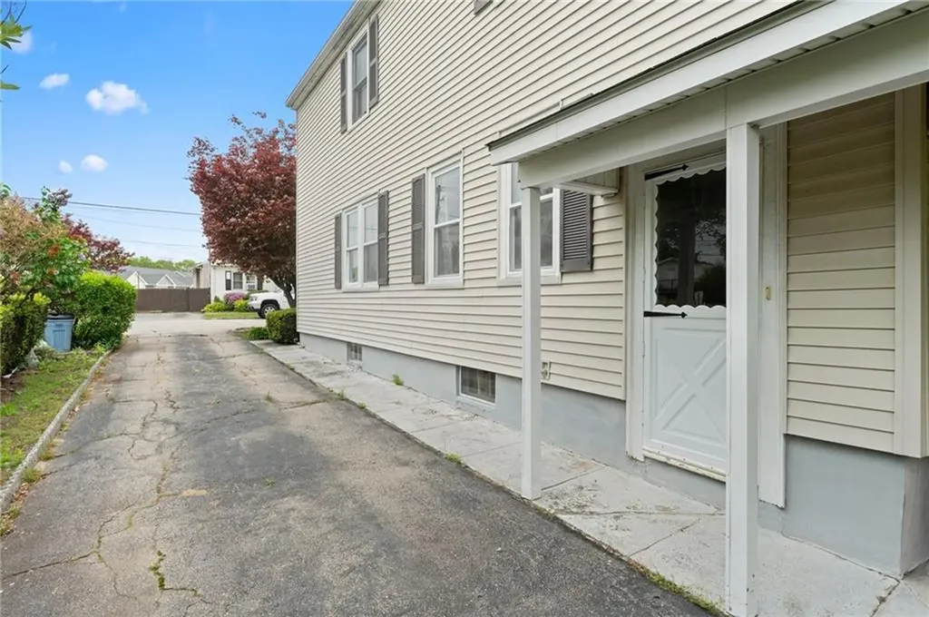 7 Blossom Street West Warwick RI 02893