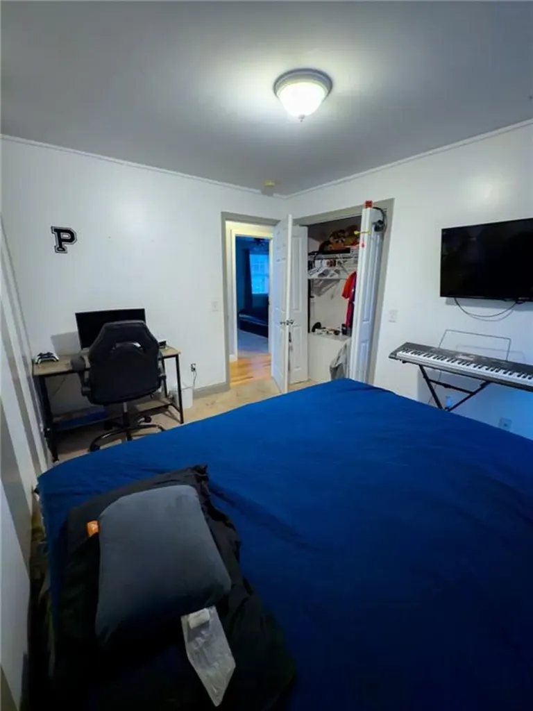 93 Maywood Avenue Warwick RI 02889