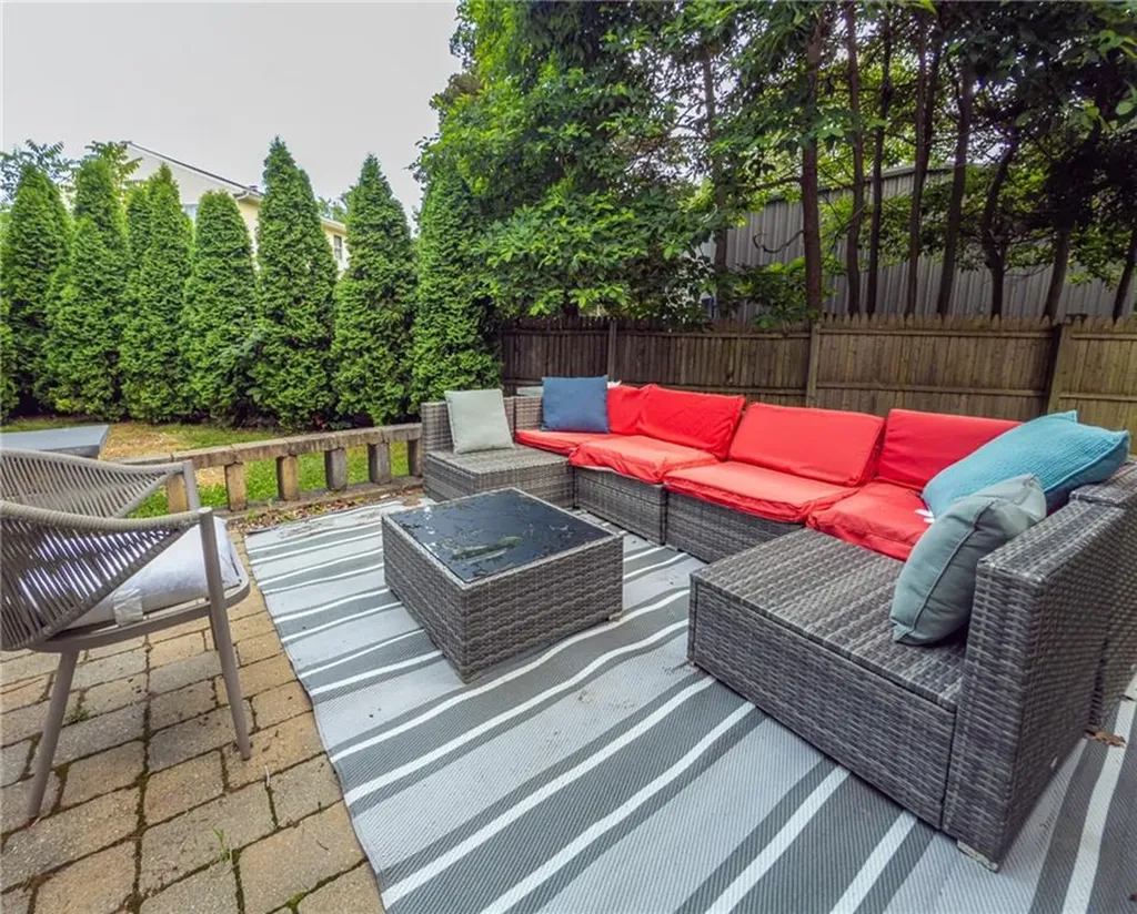 93 Maywood Avenue Warwick RI 02889