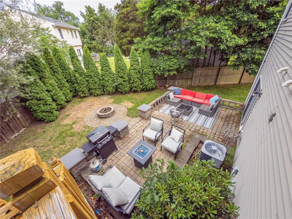 93 Maywood Avenue Warwick RI 02889