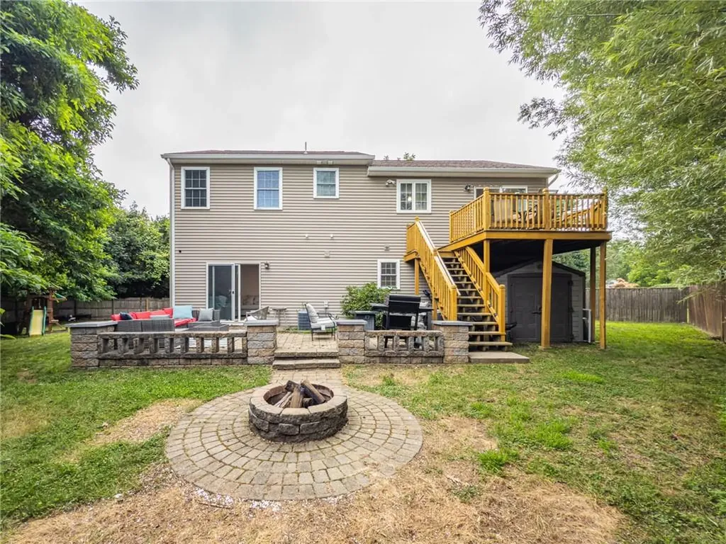 93 Maywood Avenue Warwick RI 02889