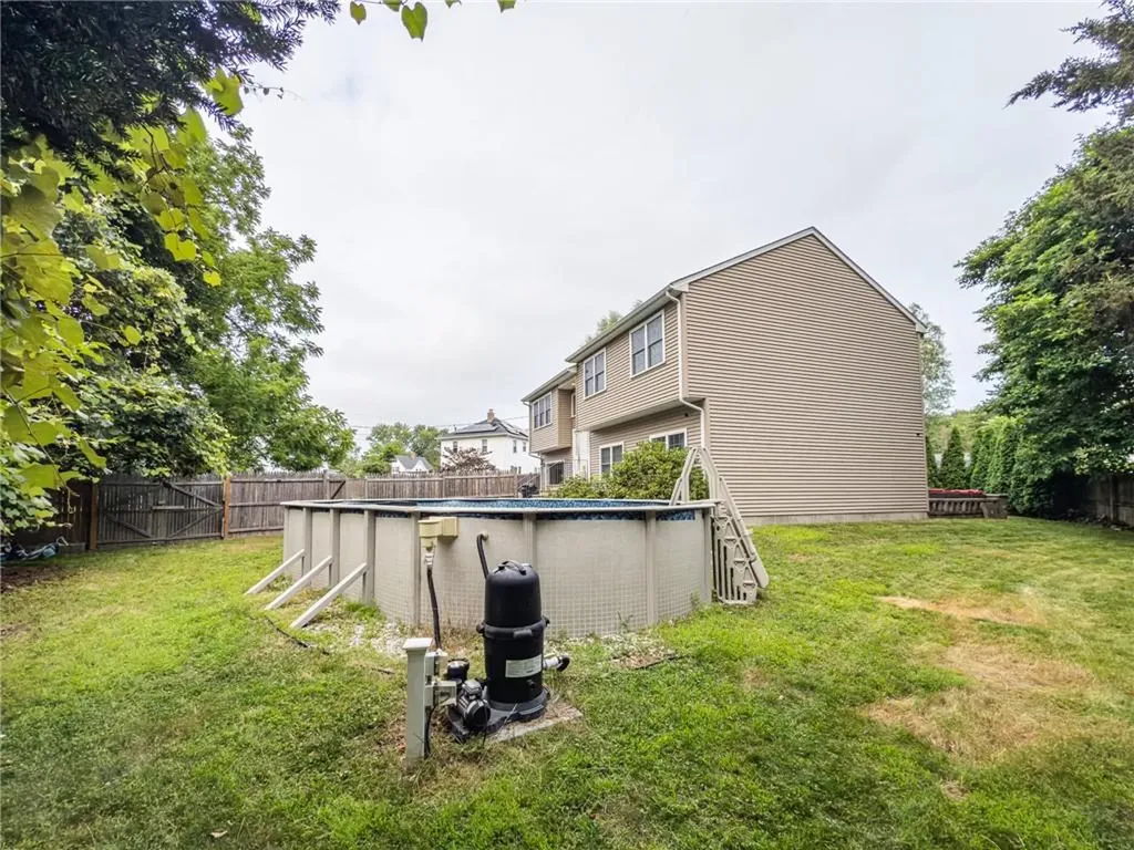 93 Maywood Avenue Warwick RI 02889