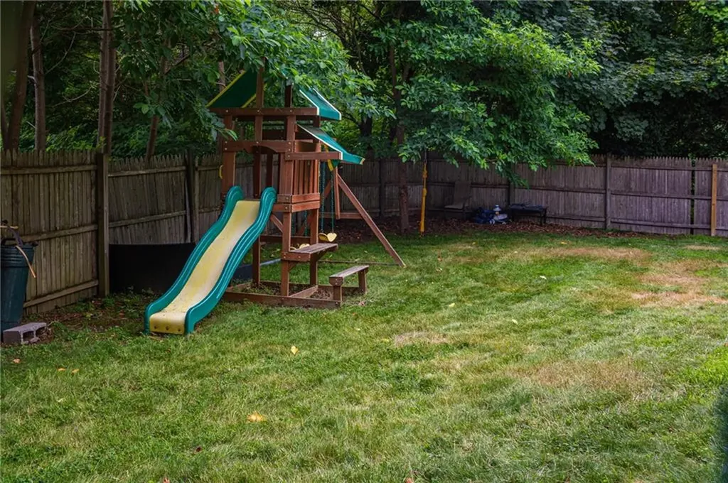 93 Maywood Avenue Warwick RI 02889