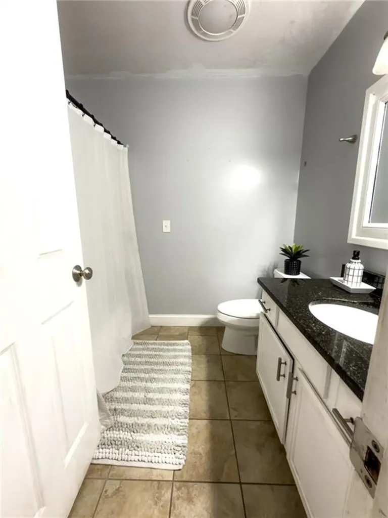 93 Maywood Avenue Warwick RI 02889