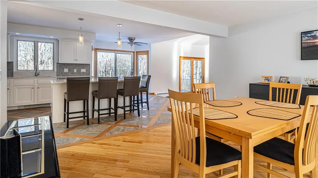 109 Gentry Way Scituate RI 02857