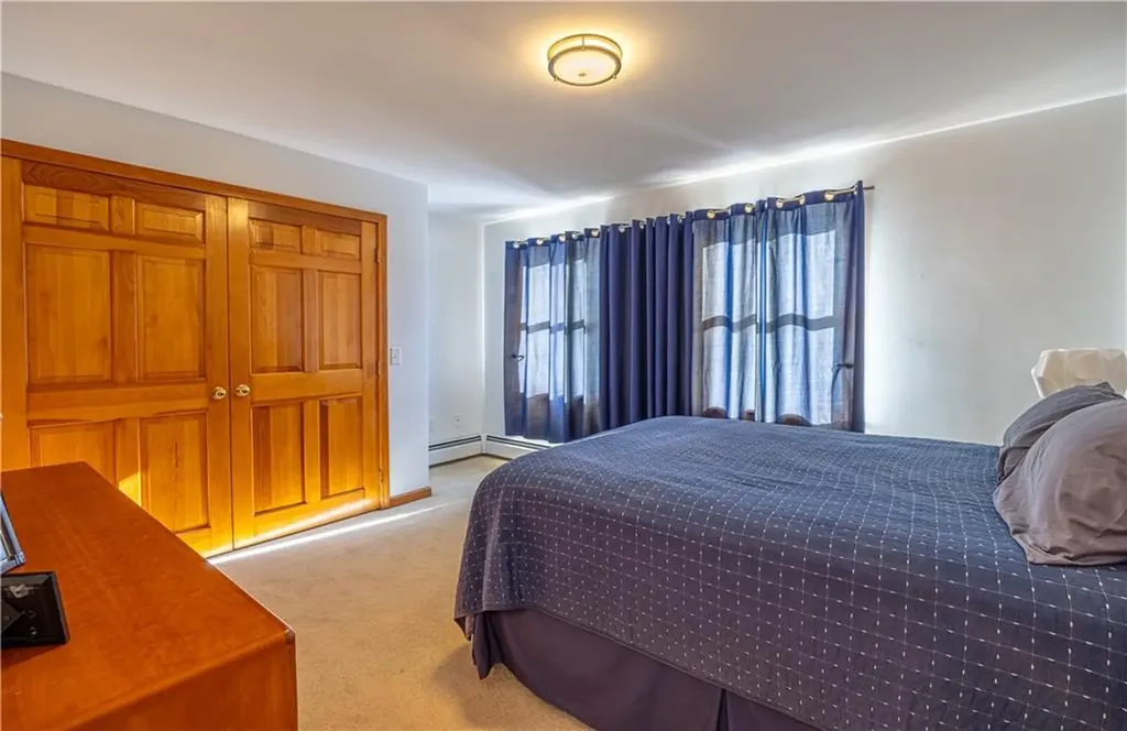 109 Gentry Way Scituate RI 02857