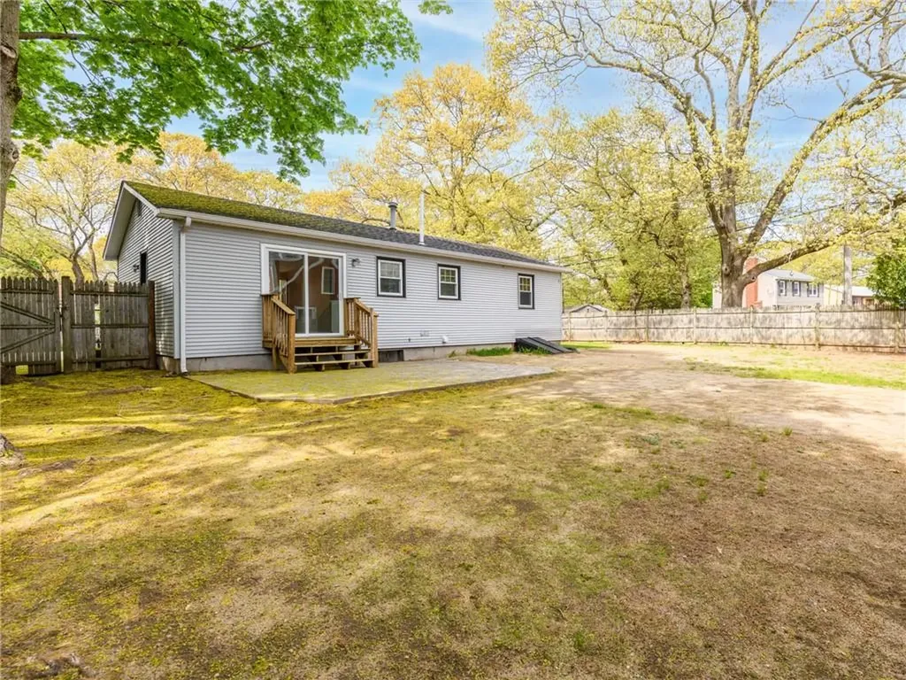 4 Ellsworth Street Warwick RI 02886