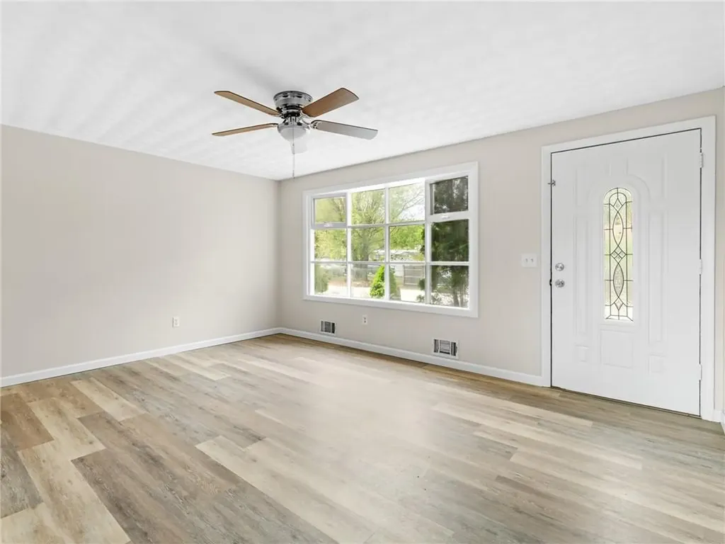 4 Ellsworth Street Warwick RI 02886