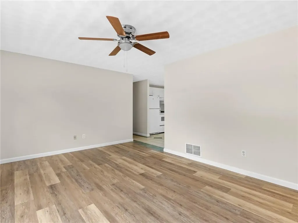 4 Ellsworth Street Warwick RI 02886