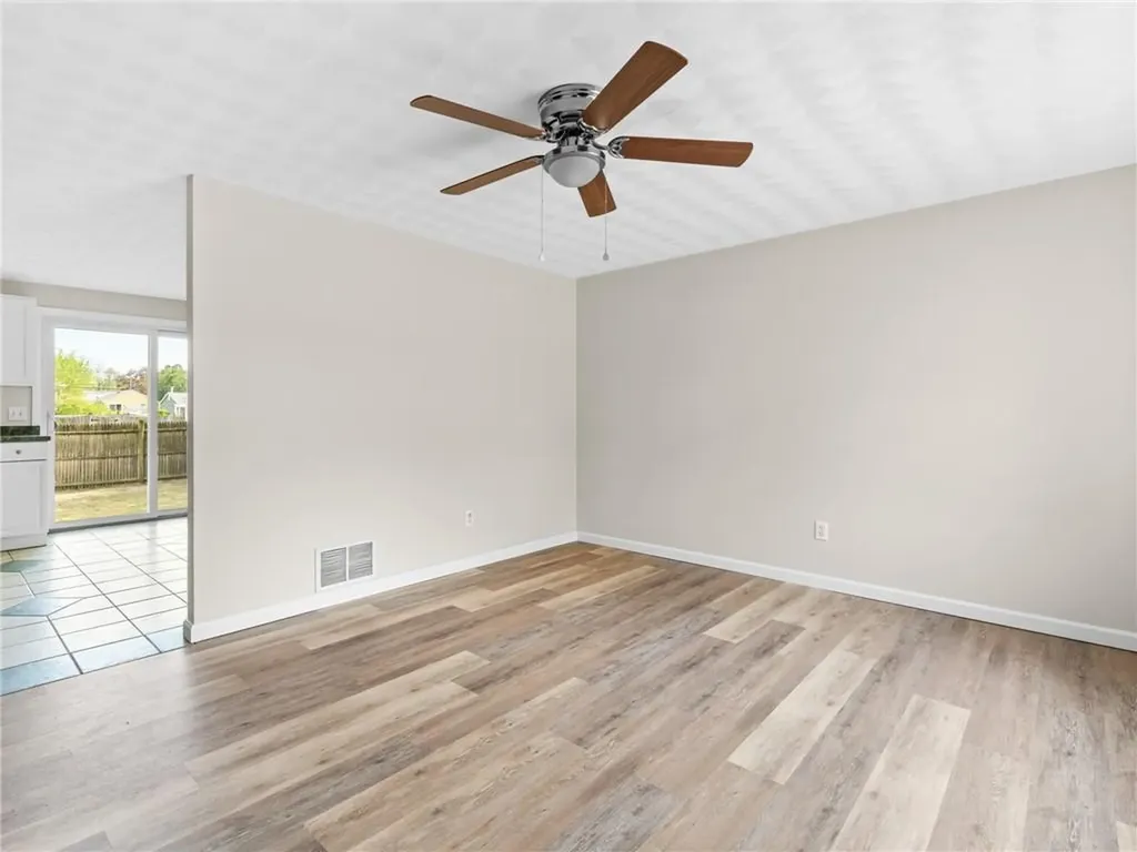 4 Ellsworth Street Warwick RI 02886