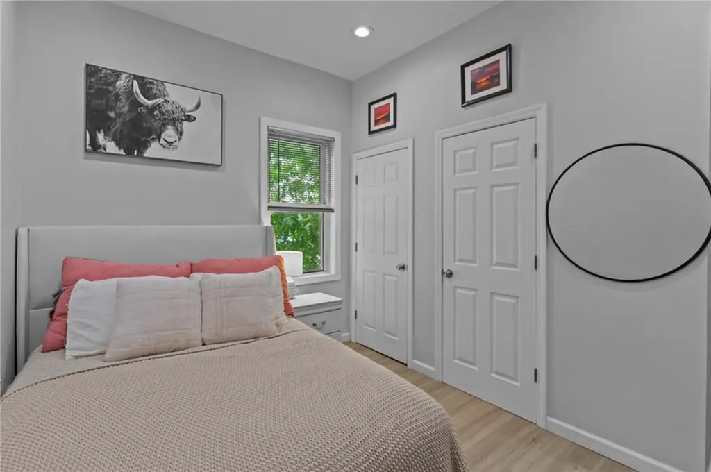 31 33 Bancroft Street Providence RI 02909