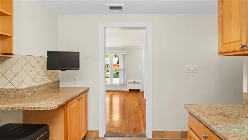 67 Vancouver Avenue Warwick RI 02886
