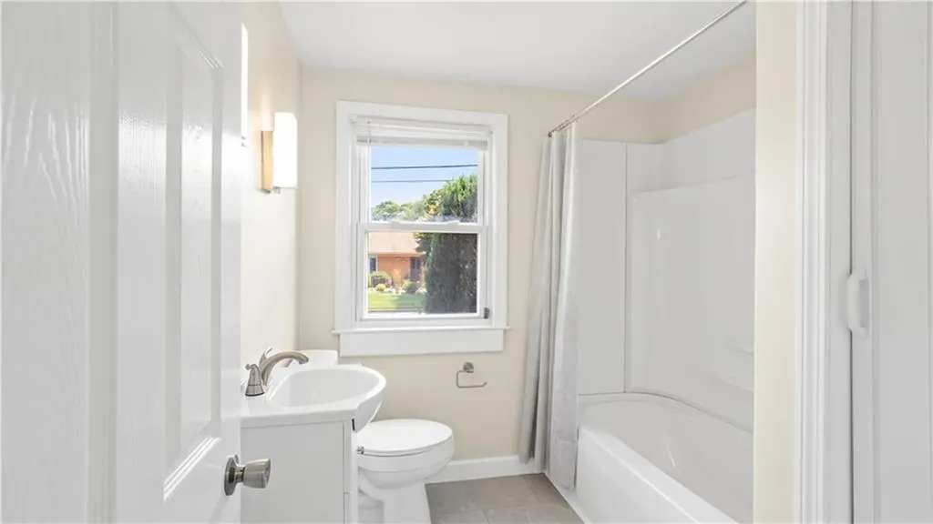 67 Vancouver Avenue Warwick RI 02886