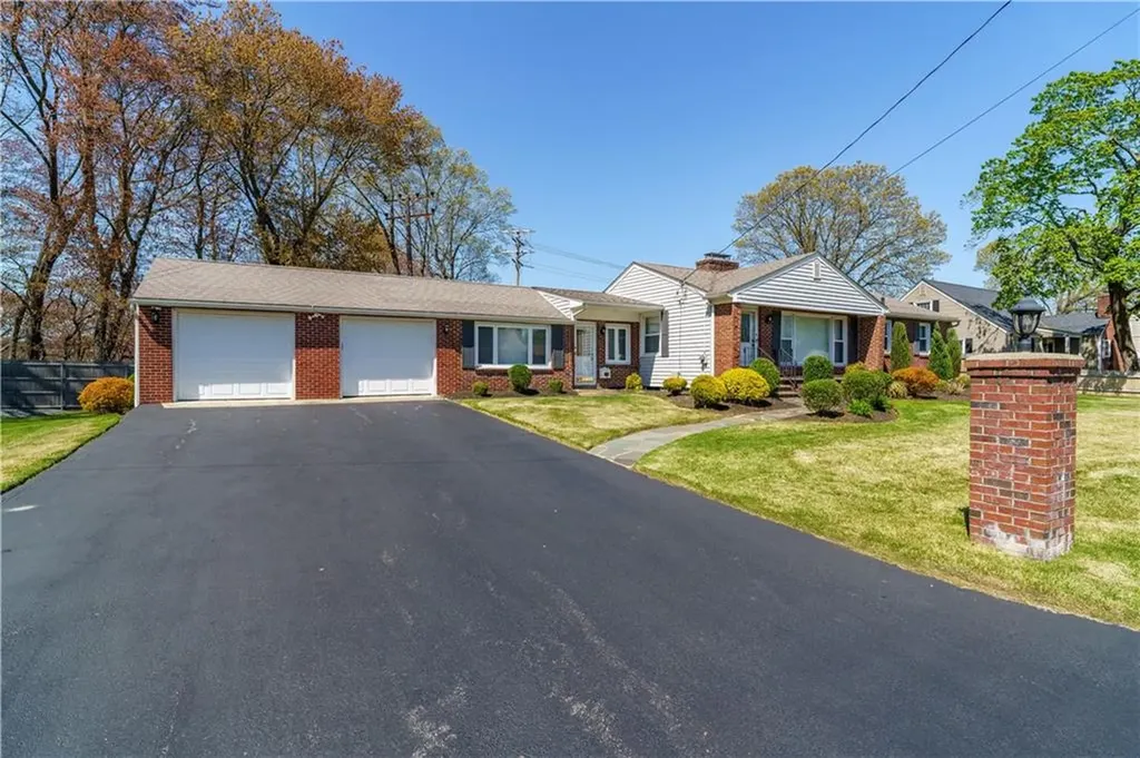 67 Vancouver Avenue Warwick RI 02886