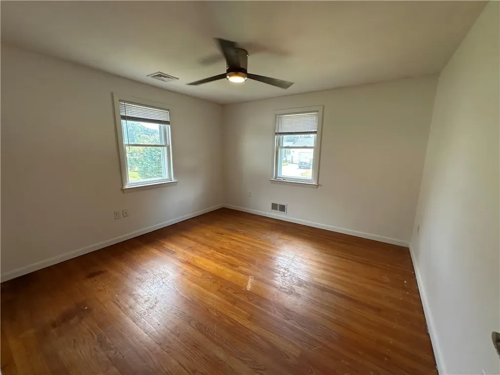 39 Gorham Avenue Warwick RI 02886