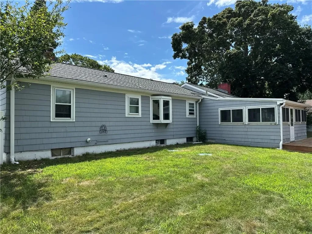 39 Gorham Avenue Warwick RI 02886