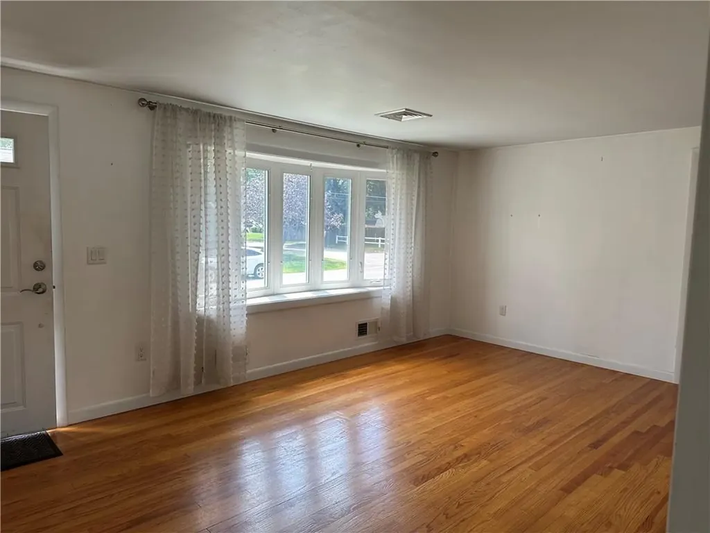 39 Gorham Avenue Warwick RI 02886