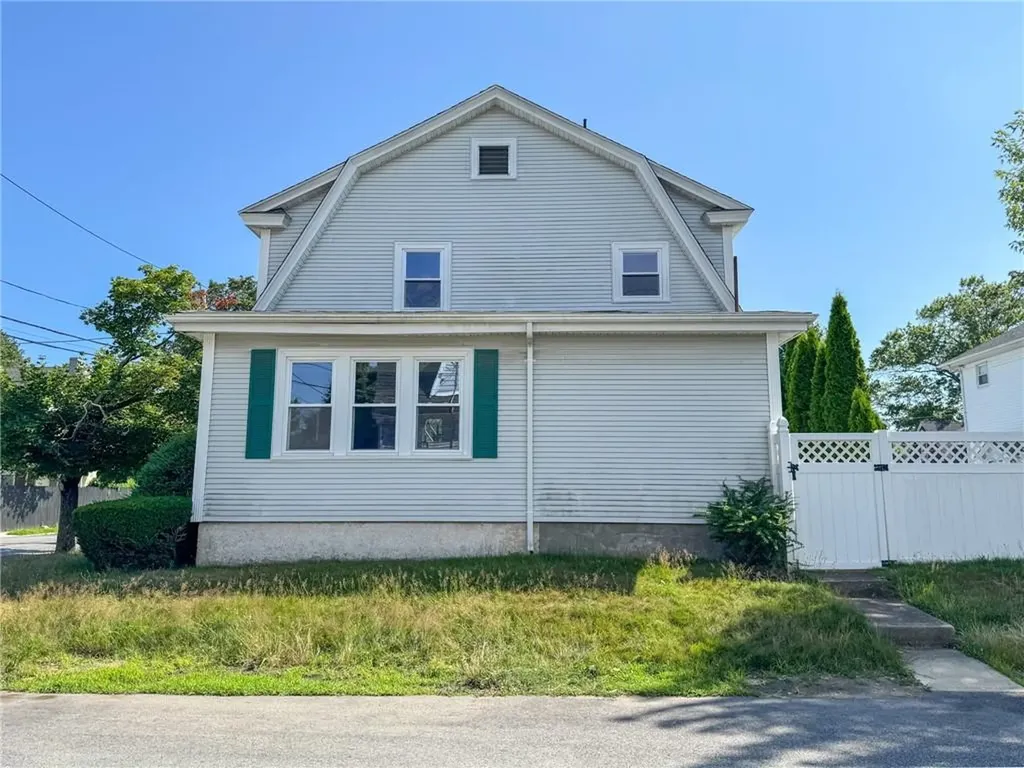 51 Ivy Avenue Cranston RI 02905
