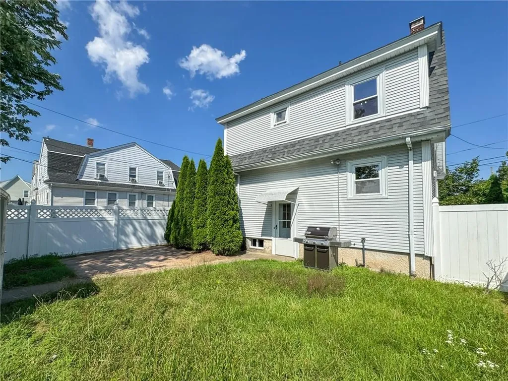 51 Ivy Avenue Cranston RI 02905