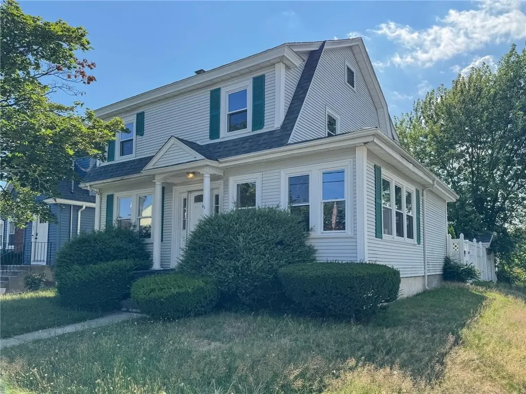 51 Ivy Avenue Cranston RI 02905