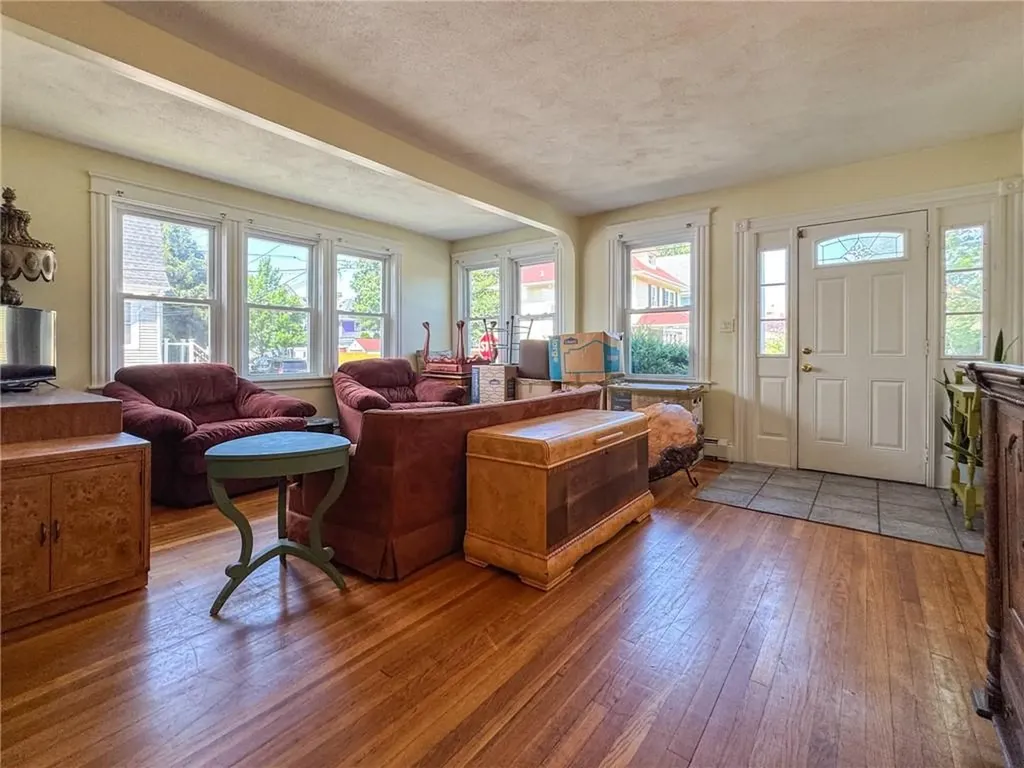 51 Ivy Avenue Cranston RI 02905