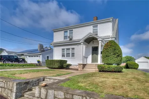 66 Tower Street Westerly RI 02891