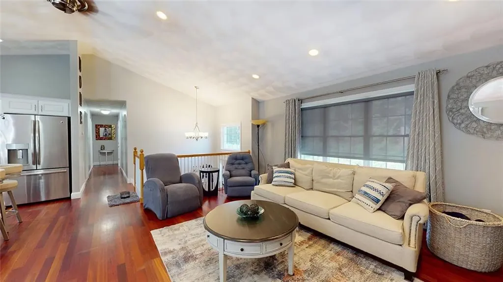 8 Kingston Street Johnston RI 02919