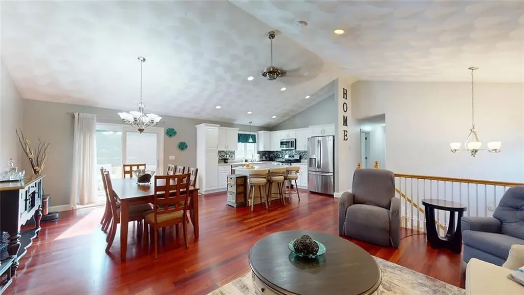 8 Kingston Street Johnston RI 02919