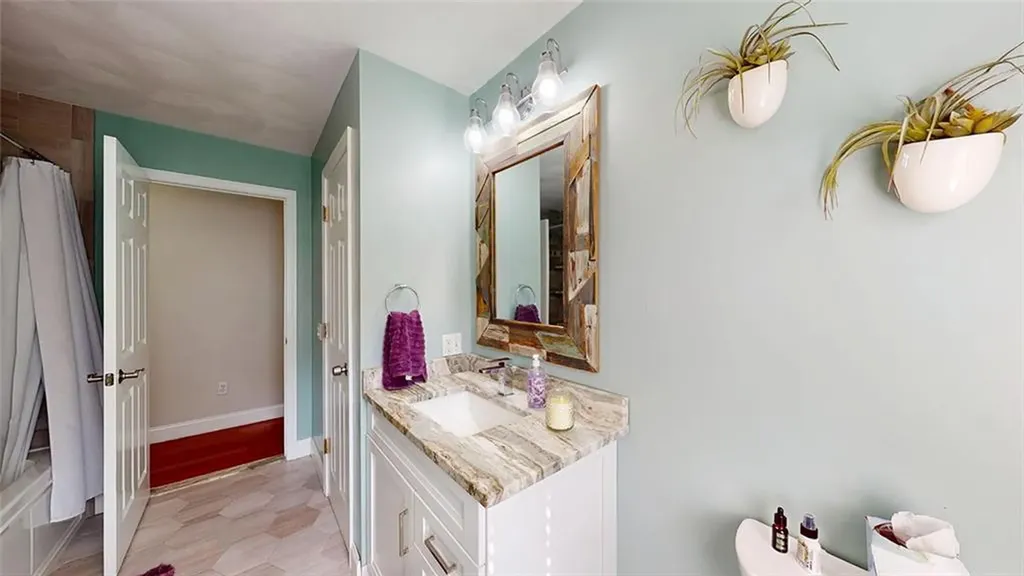 8 Kingston Street Johnston RI 02919