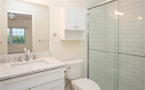 20 Indian Avenue Portsmouth RI 02871