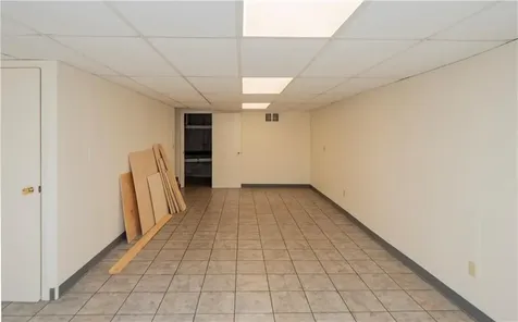 20 Indian Avenue Portsmouth RI 02871