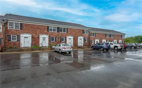 20 Indian Avenue Portsmouth RI 02871