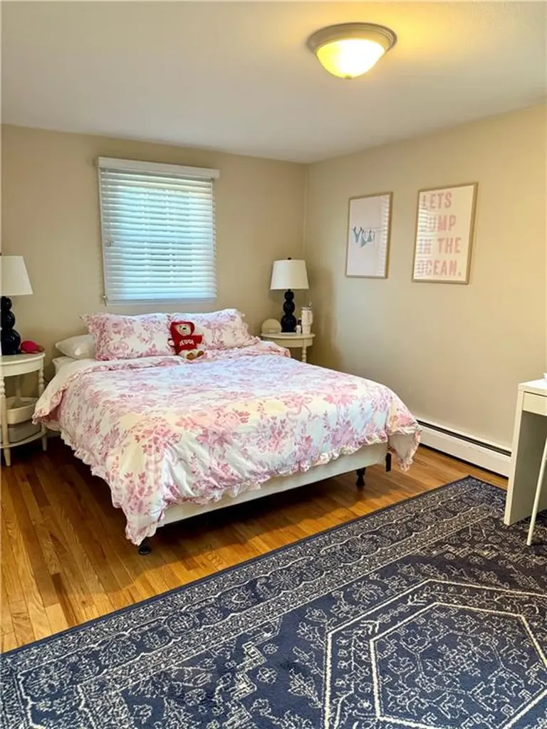 17 Melbourne Drive Narragansett RI 02882
